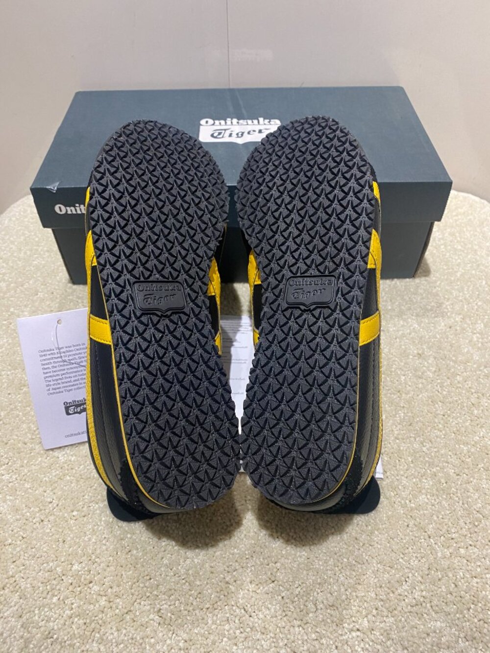 Onitsuka Tiger Mexico 66 Women’s Black Yellow Sneakers New With Box - Picture 6 of 7